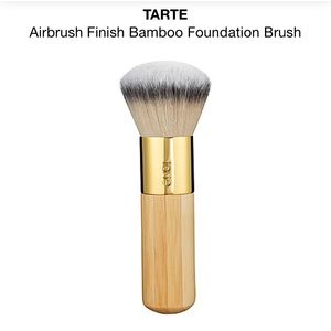 Tarte the buffer fountain brush (new)