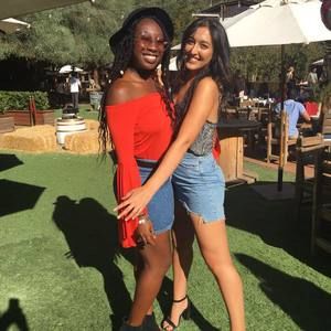 Meet your Posher, Elise