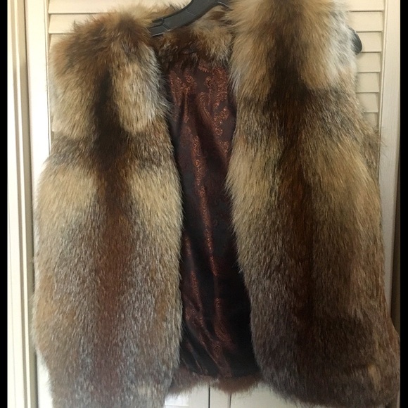Jackets & Blazers - Real fur vest size 2-6