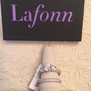 Lafonn bridal set; engagement / wedding band