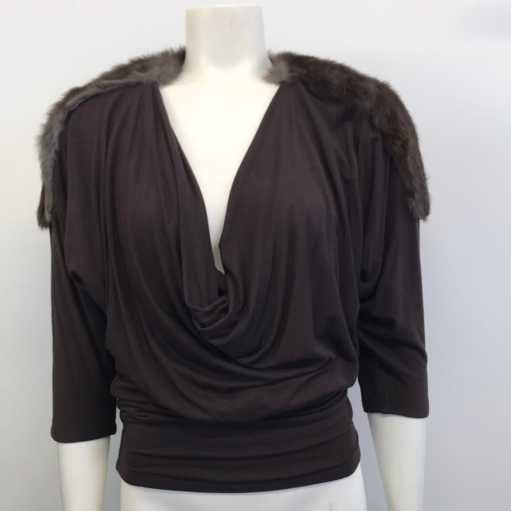 Sky brown rabbit top