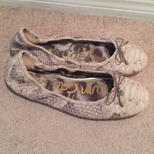 San Edelman Felicia Snakeskin Flats - Size 9.5