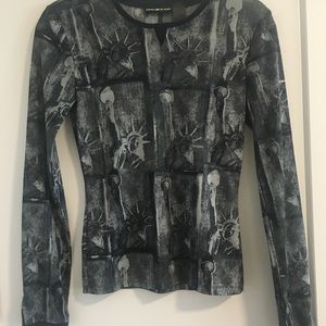 Long sleeve stylish n very light DKNY