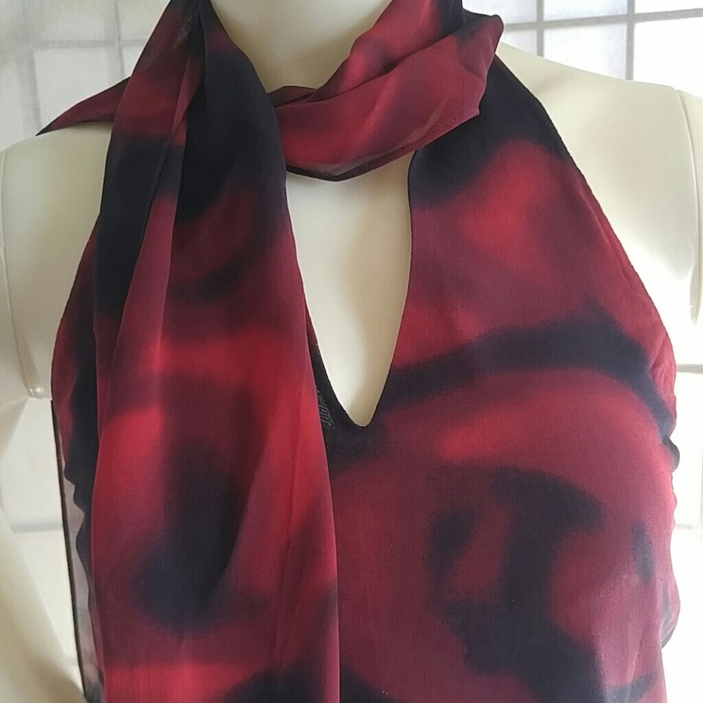 Halter top - Picture 4 of 9