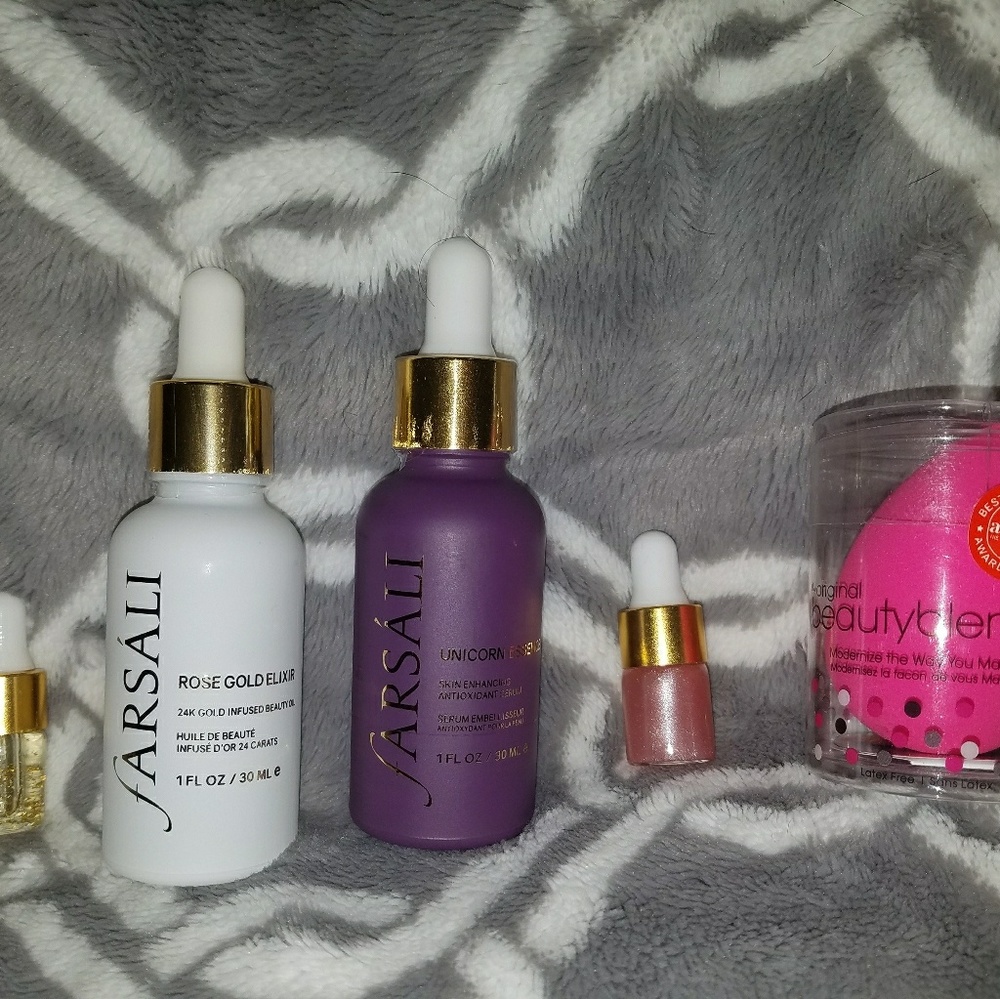 Farsali Unicorn Rose Gold Beauty Blender Bundle! - Picture 1 of 5
