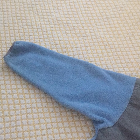 North Face Light Blue Zip Up Fleece. - Picture 4 of 7