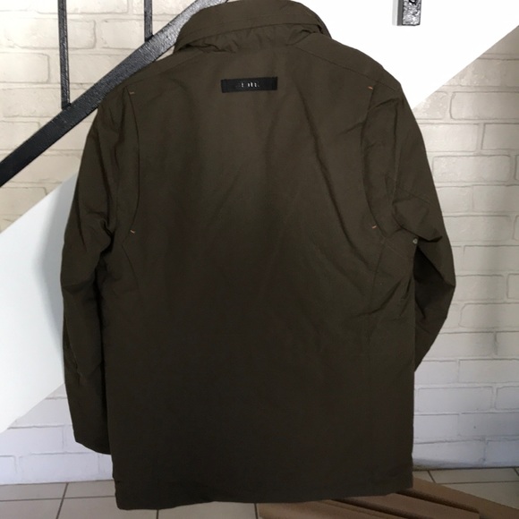 Functional Outdoor Gear jacket - Picture 3 of 5