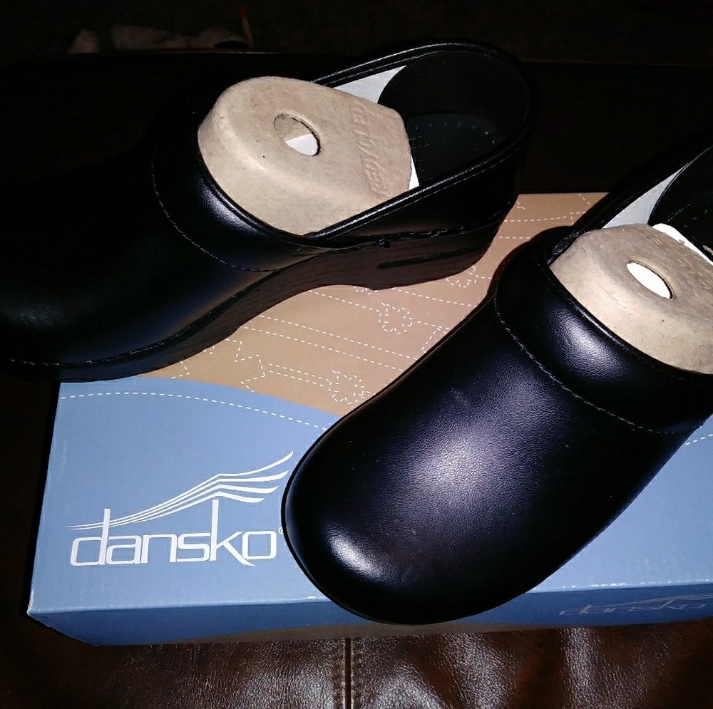 Dansko Processional Leather Mules
