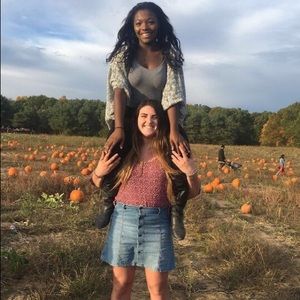 Meet your Posher, Hope