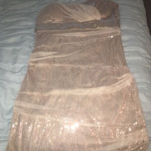 Small strapless dress