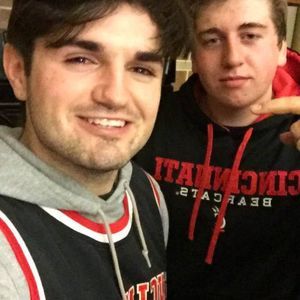 Meet your Posher, Thomas