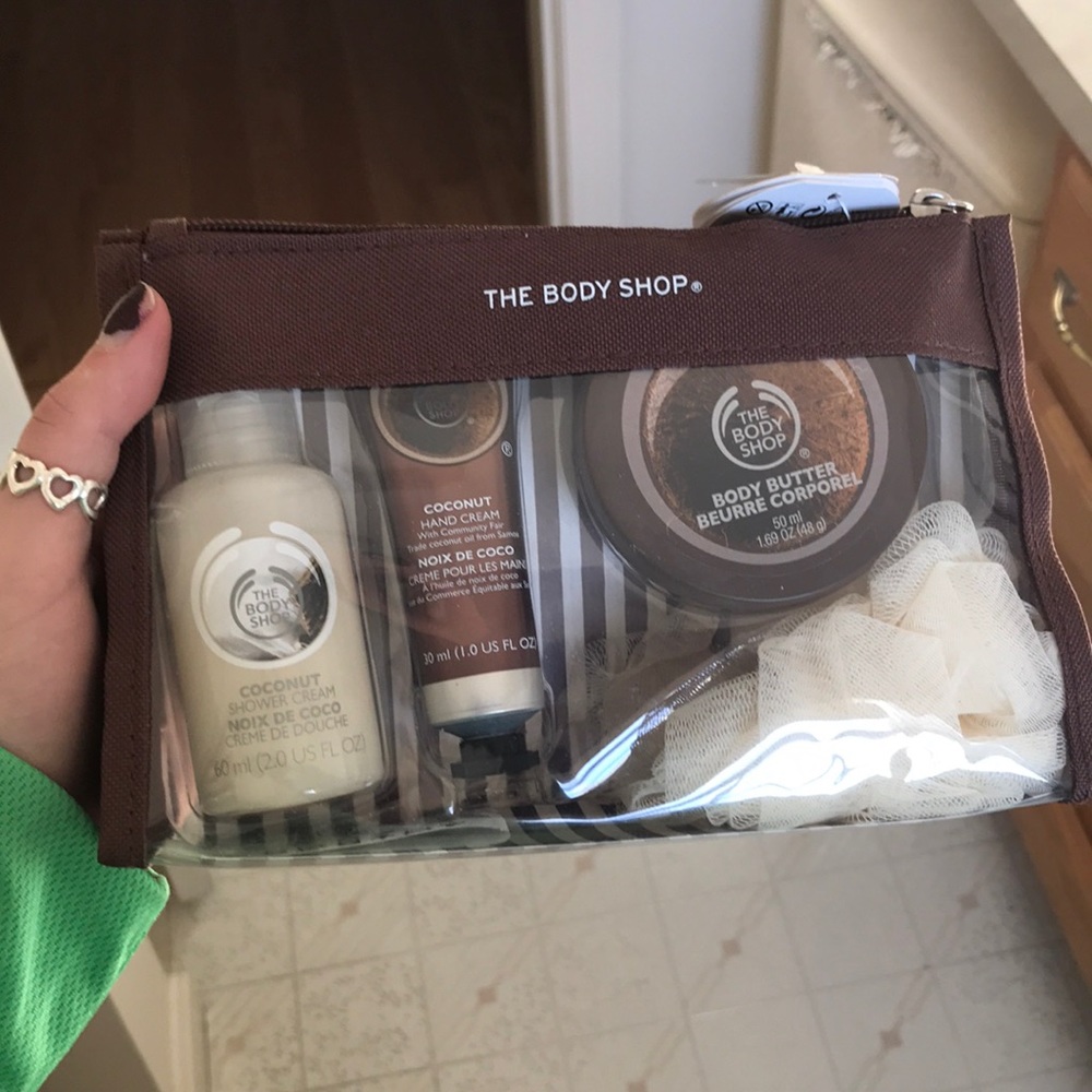 a great gift, The Body Shop coconut beauty bag