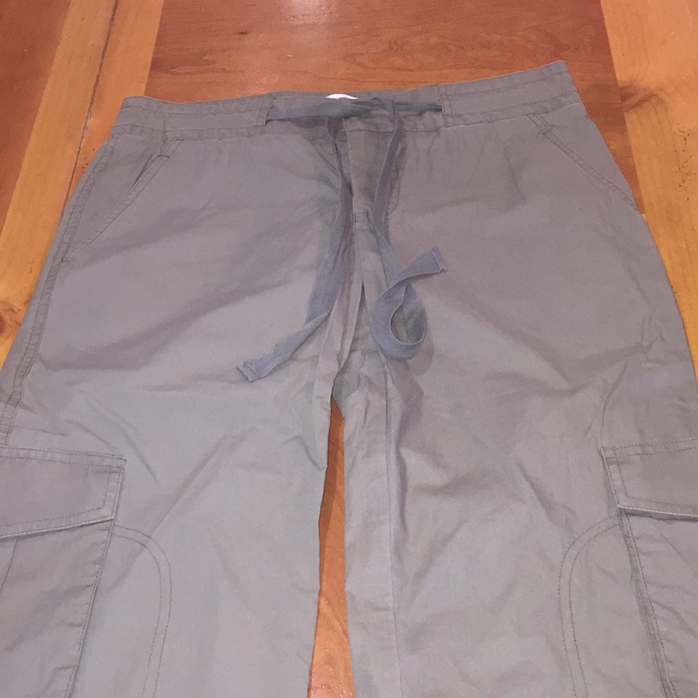 NWT capri pants by to the max