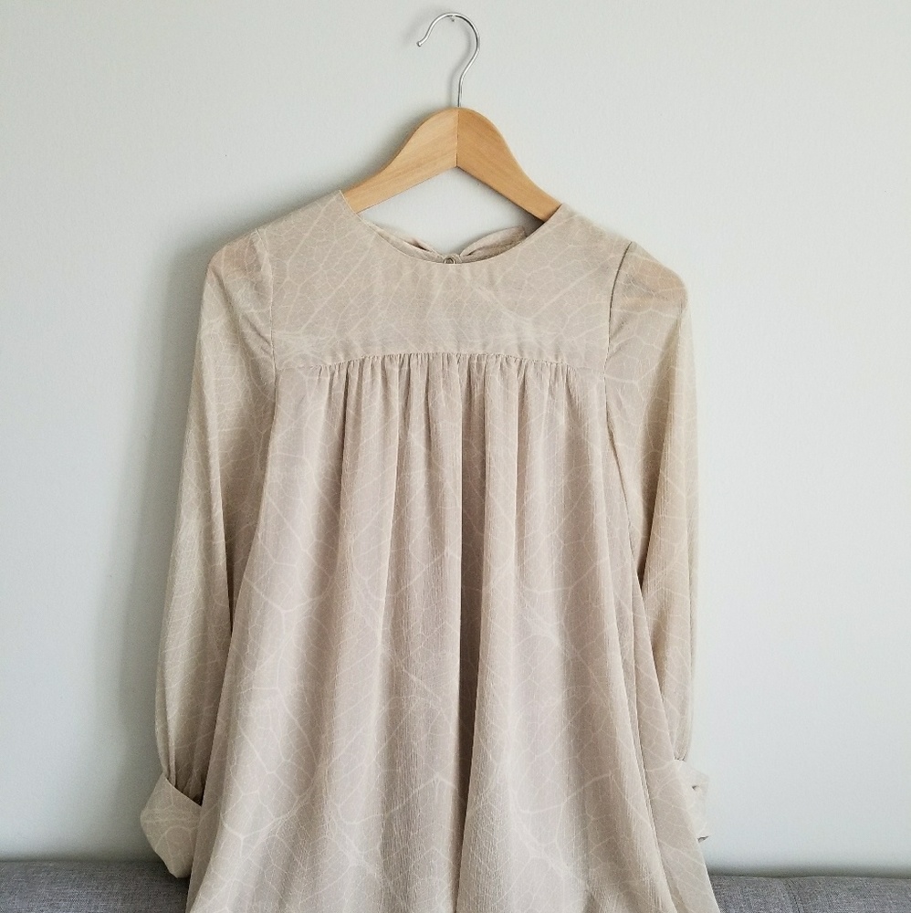 H&M beige dress