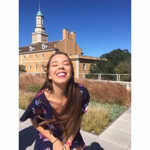 Meet your Posher, Carmen