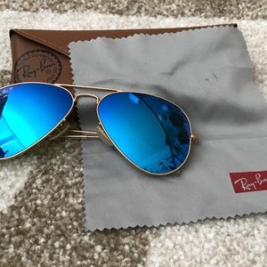 Almost-New ✨ Ray Ban Polarized Mirrored & Flash 🕶