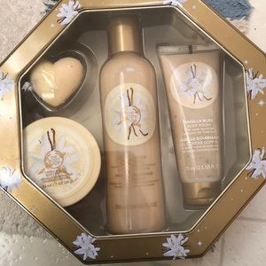 great gift, The Body Shop vanilla bliss beauty set