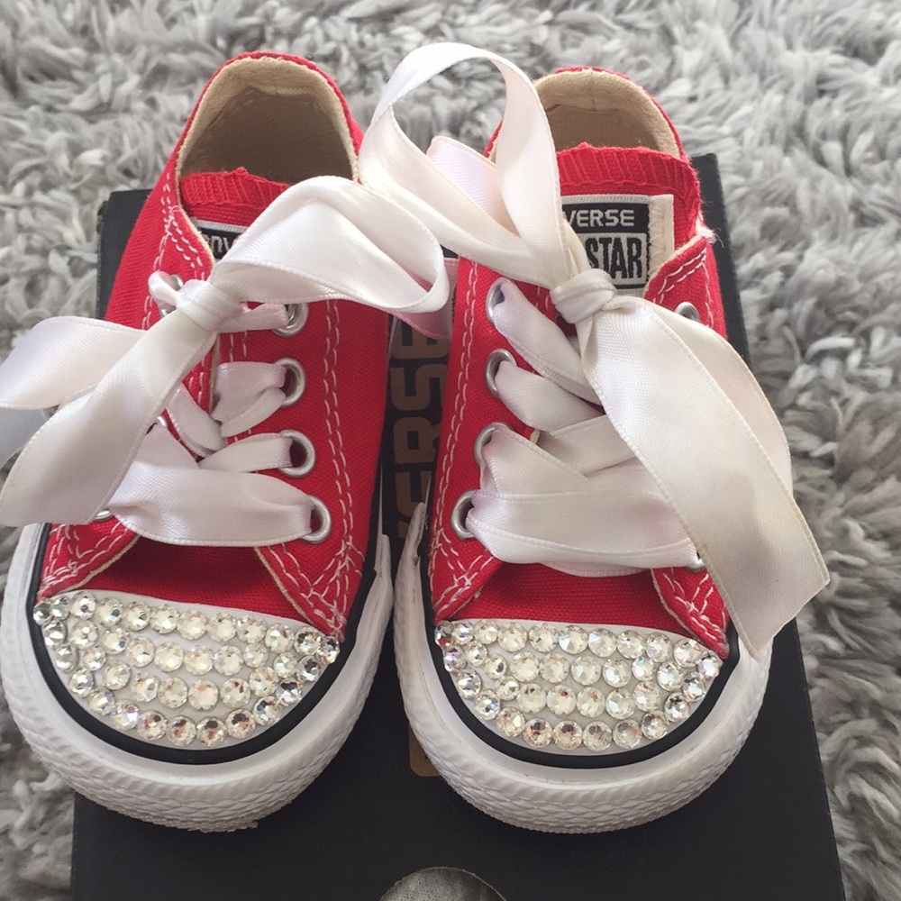 Bling red converse