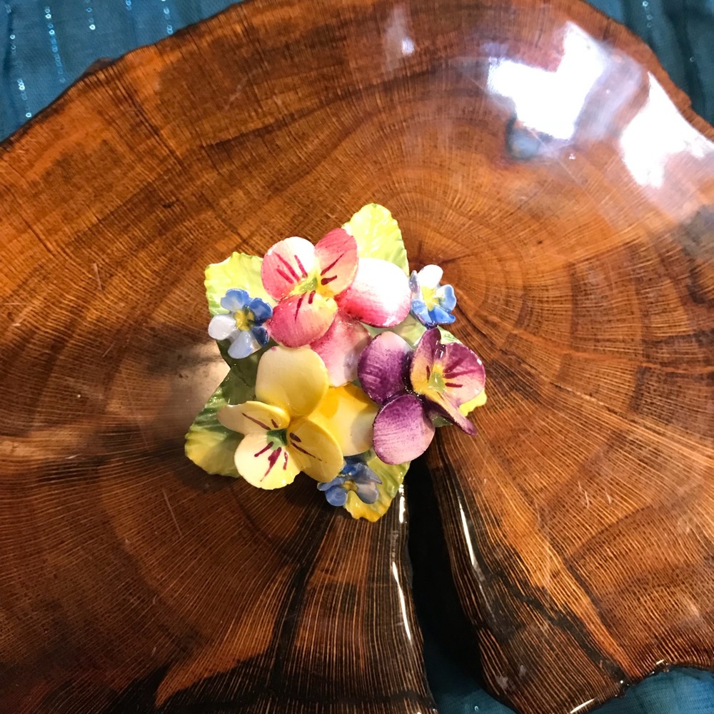 Artone bone China vintage floral brooch pin