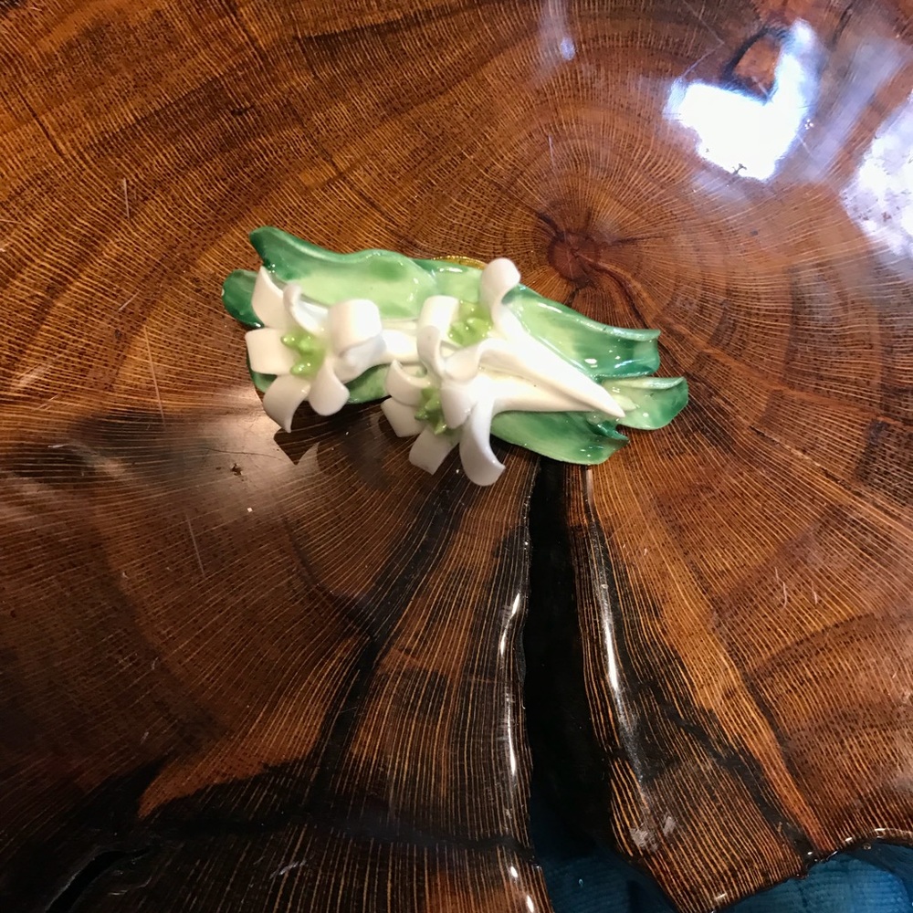 Artone bone China vintage floral brooch pin