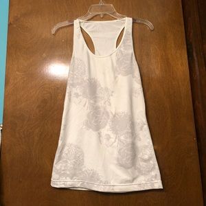 White Rose Lululemon Tank Top Sz 8