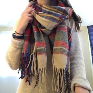 NWT Cozy scarf