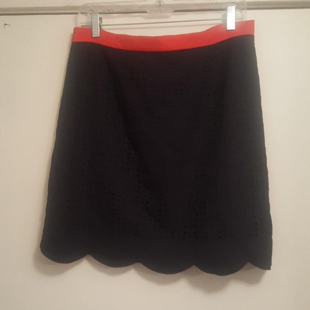 NWT Pixley Scallop Skirt - Size Large