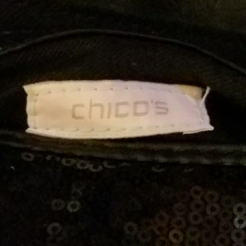 Chicos - Picture 3 of 3