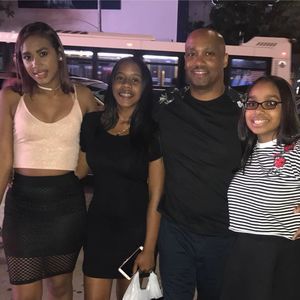 Meet your Posher, José