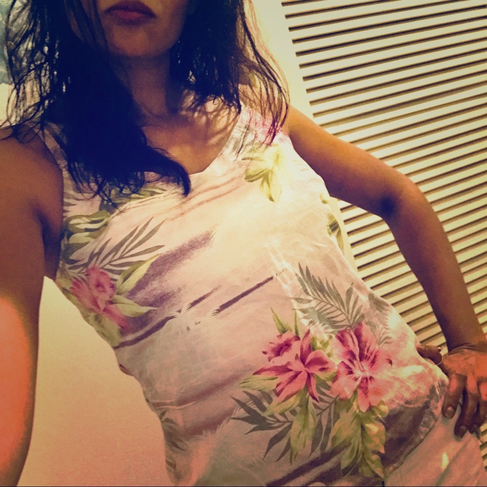 TOMMY BAHAMA Silk Camisole