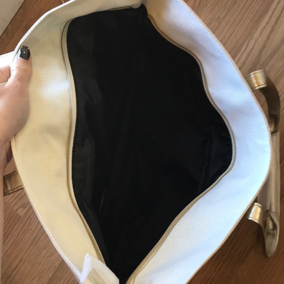 NWT Victoria’s Secret Sequin Tote - Picture 5 of 5