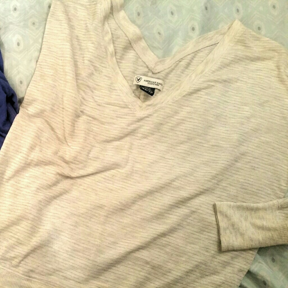 American Eagle long sleeve tops