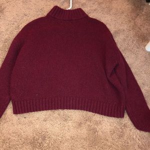 Cropped maroon American Eagle turtleneck sweater