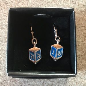 💙2 PAIRS LEFT💙 little Dreidel Earrings