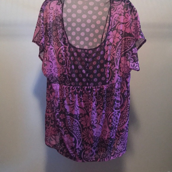 Top - Picture 2 of 4