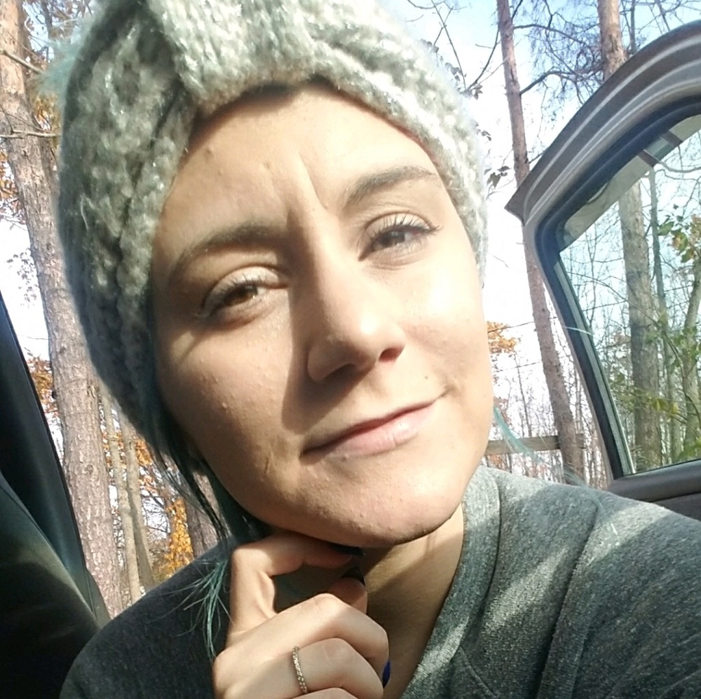 Meet your Posher, Shannon