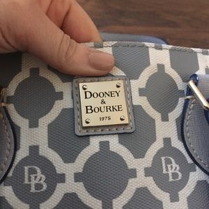 Dooney & Bourke 1975 handbag