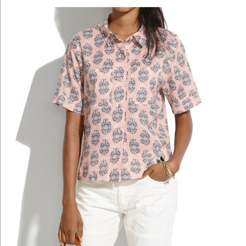 Cropped blouse in floral woodcut