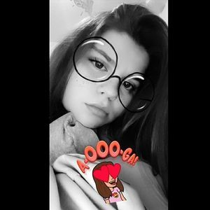 Meet your Posher, Haley