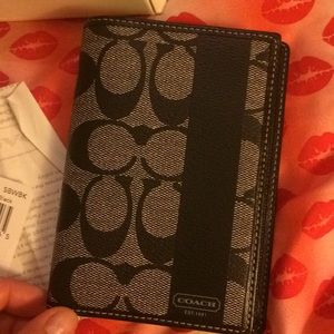 Genuine coach passport holder/wallet