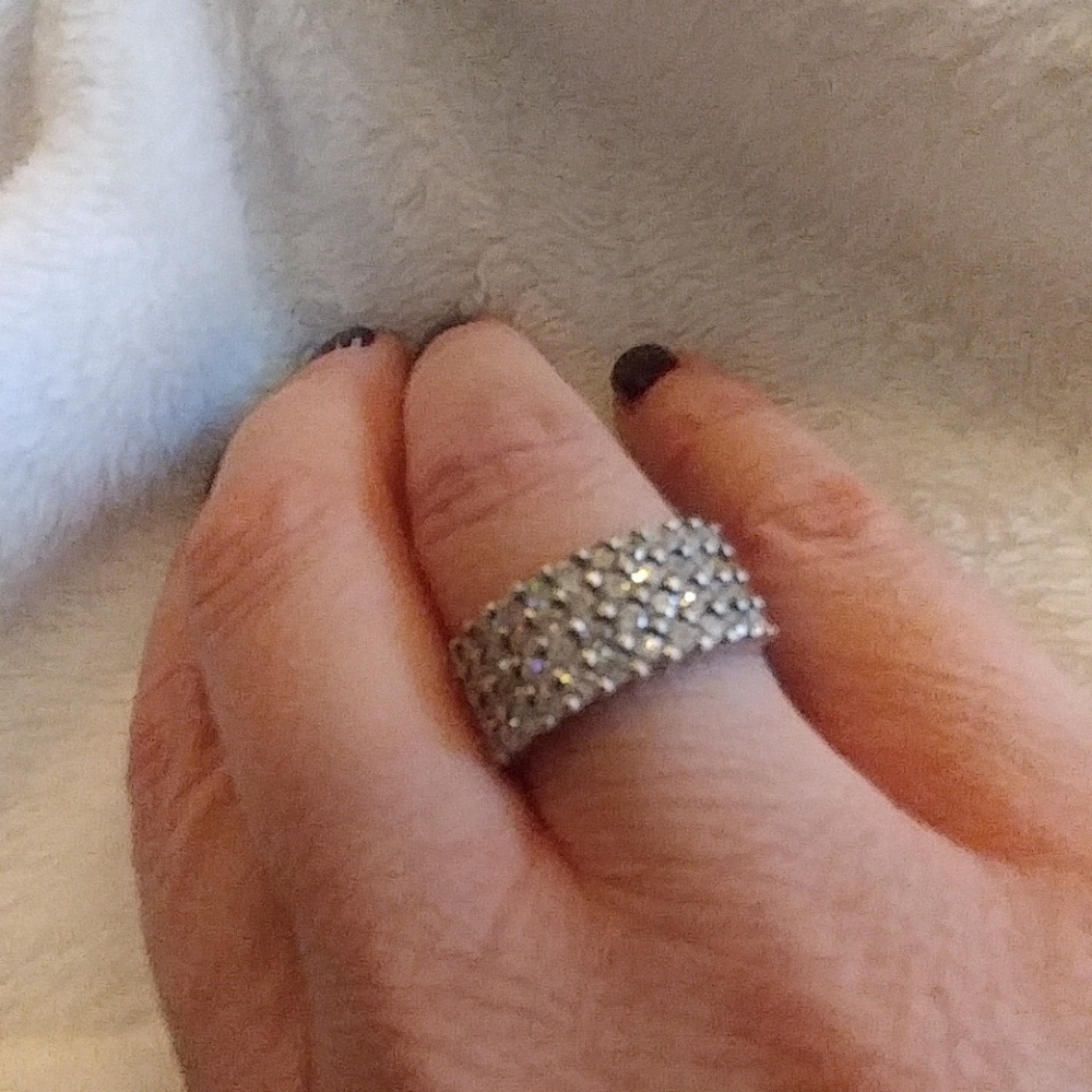 Rhinstone ring