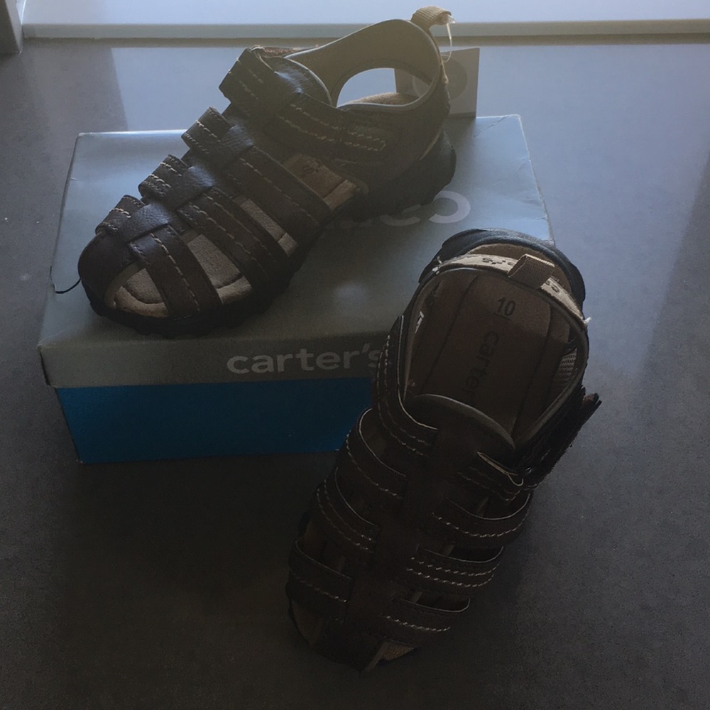 Boys Carters close toe sandal size 10
