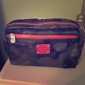 C Wonder cosmetic bag. Brand new (never used)