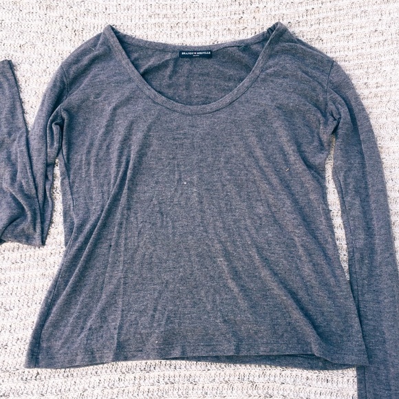 Brandy Melville Tops - ҉  brandy melville tee