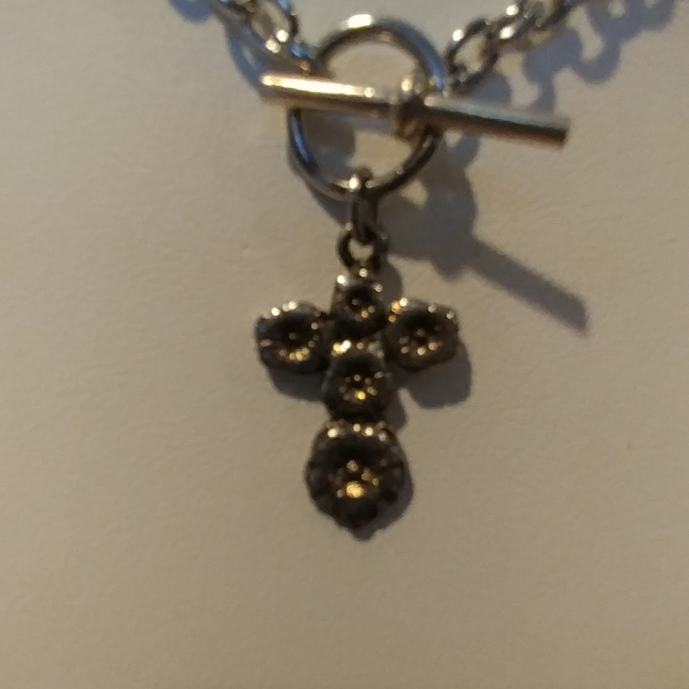 Cross necklace - Picture 2 of 2