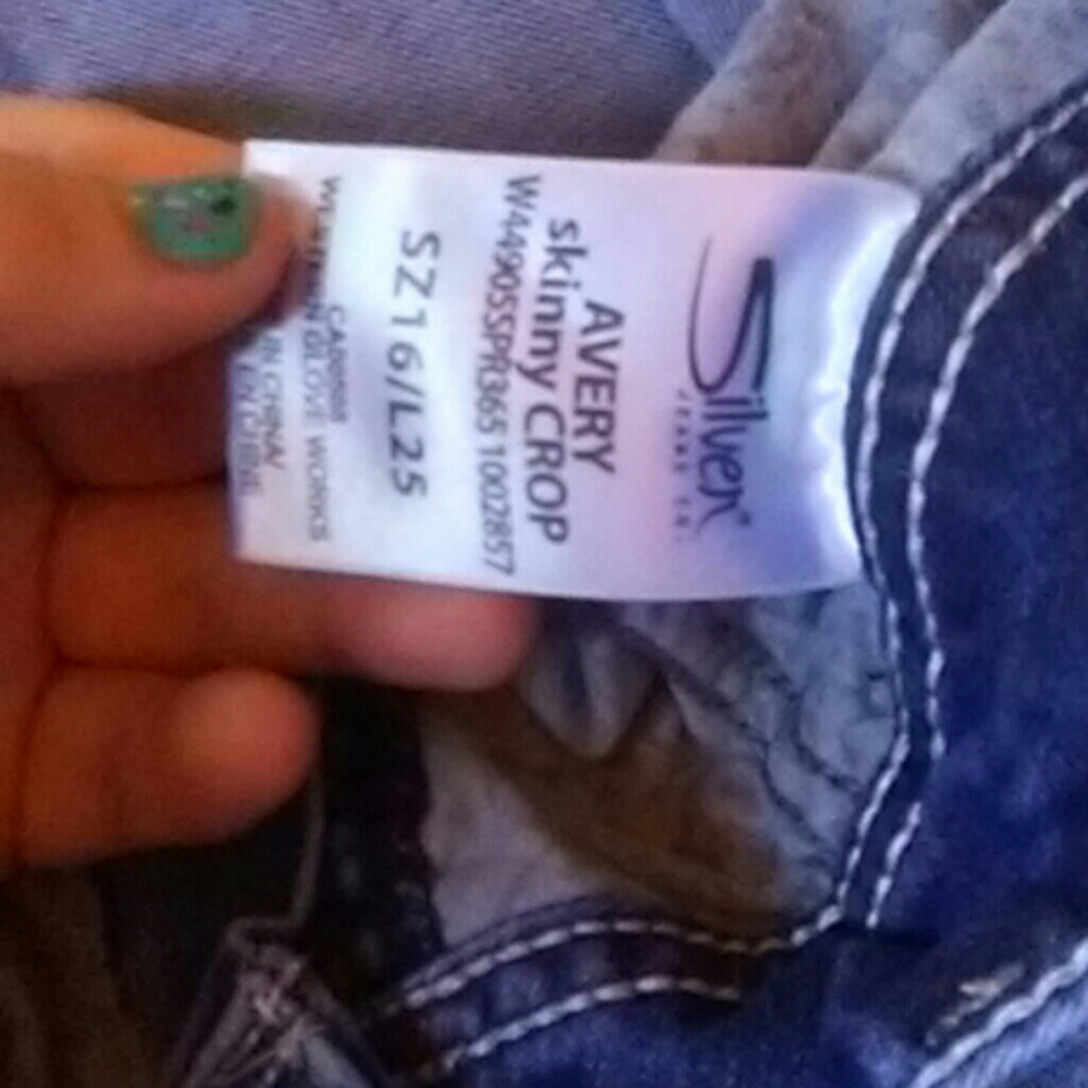 Capris - Picture 2 of 3