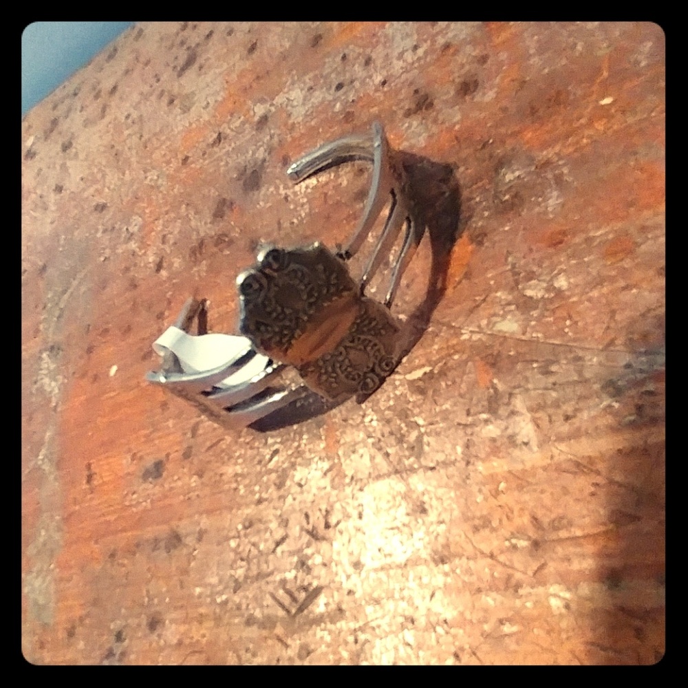Fork cuff