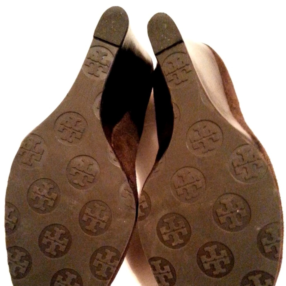🚫SOLD🚫Tory Burch - Brown Suede Wedge Size 8 - Picture 7 of 7