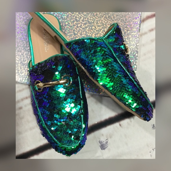 Last 1 Mermaid Sequin mule 8.5 run small, size up - Picture 3 of 4