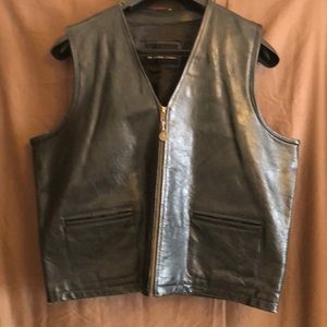 Men’s leather vest